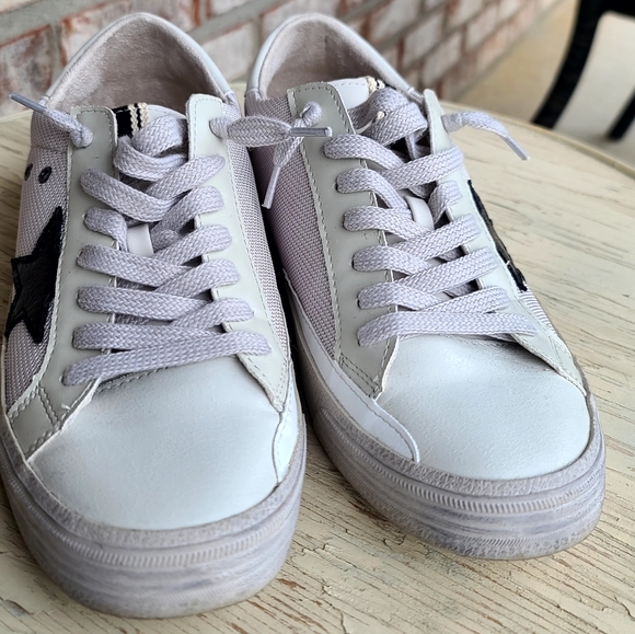 Shu Shop Pilar Sneaker - Picture 2 of 11